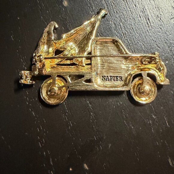 Christmas Brooch - Picture 2 of 3